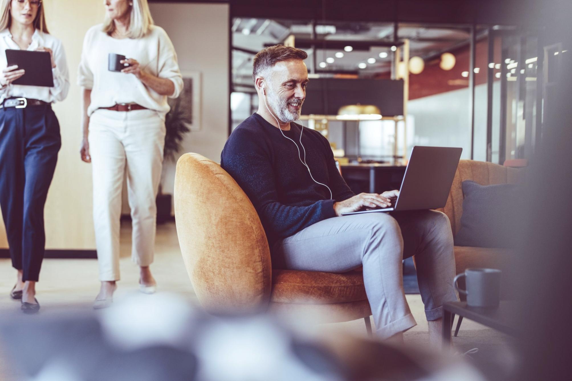 Online communication skills class in session